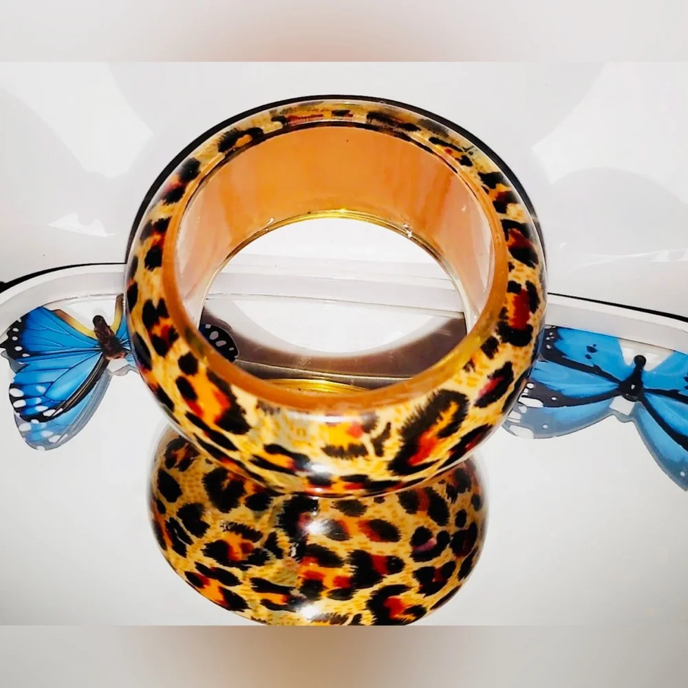 Bundle of 2 Wide Chunky Vintage Animal Print Bangle Bracelets